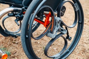 Shock-Absorbing Loopwheels for Wheelchairs